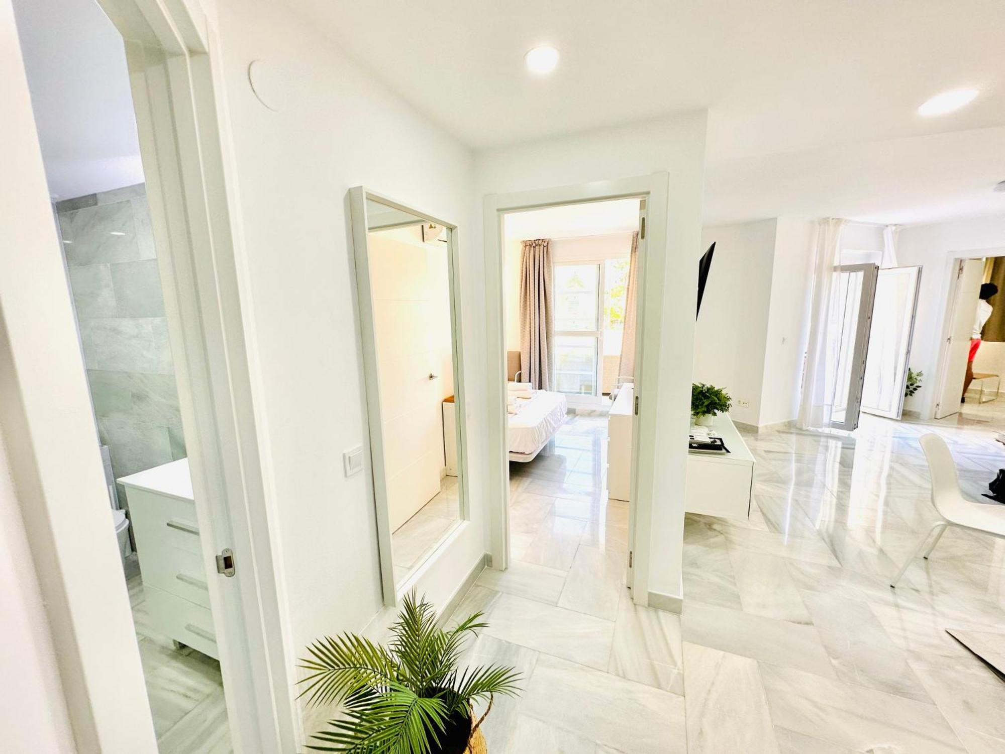 Apartamento, Paradise Sun Beach In Marina Benalmádena Exterior foto